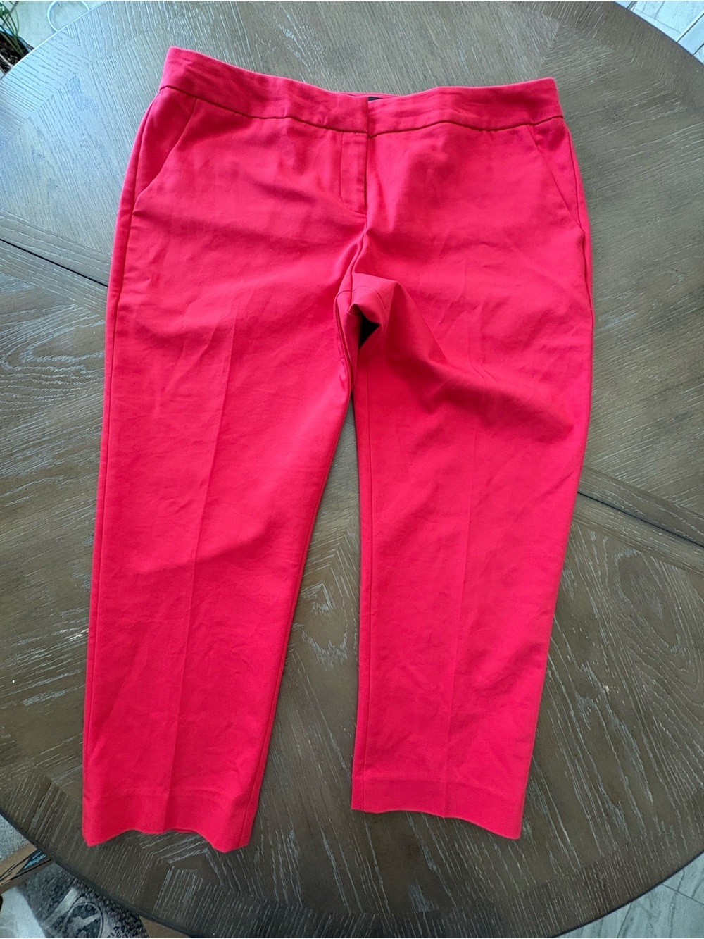 Amanda & Chelsea Bright Fuchsia Tailored Capris